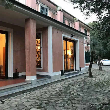 Soldati Villa Tellaro